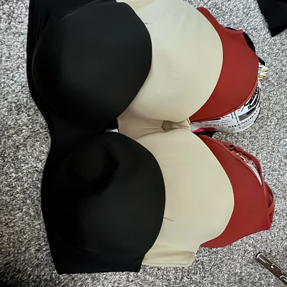 Bra Bundle ❤️ Elegant Strapless Bra Set - Black, Cream, Red
